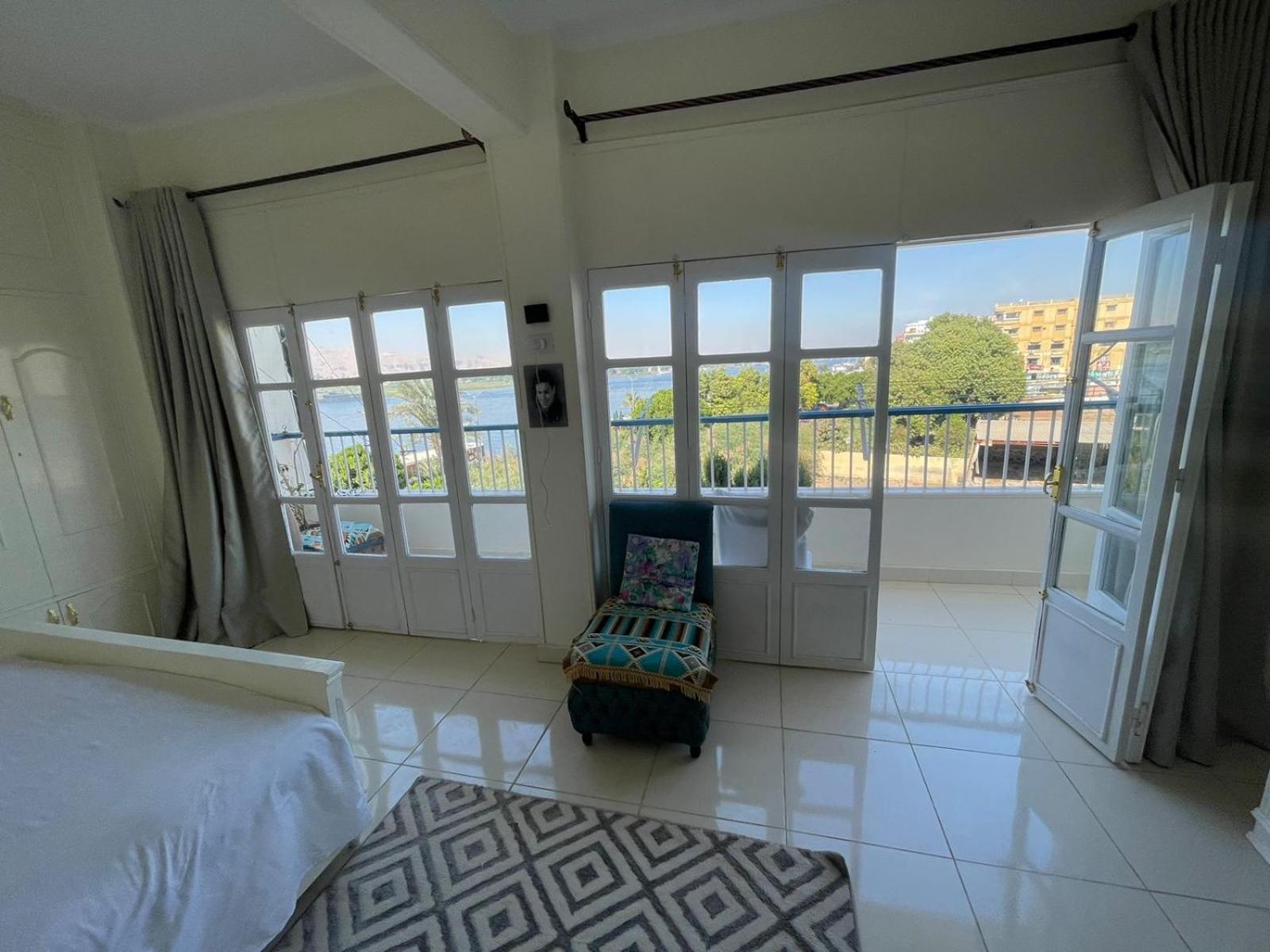 Luxor Nile View Duplex Apartment Buitenkant foto